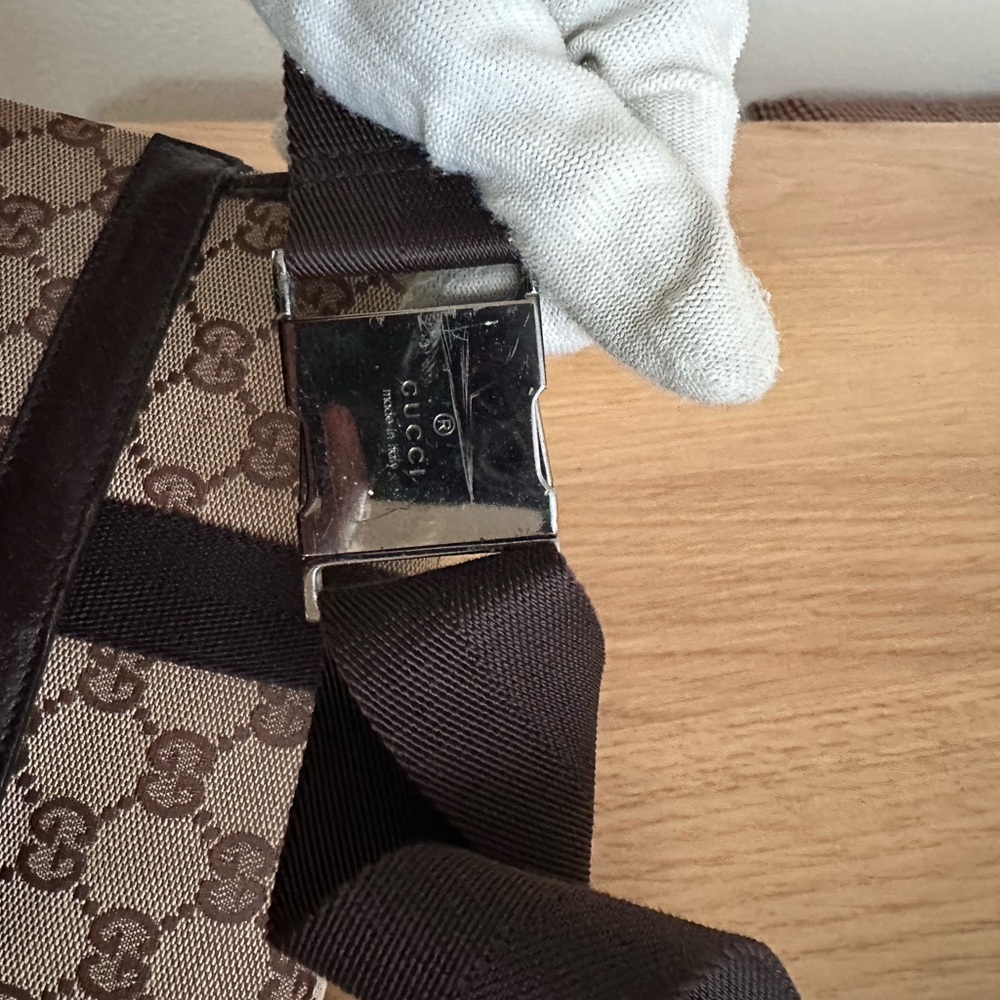 Gucci Belt Bag - Picture 8 of 15